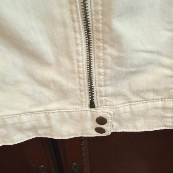 Lauren Conrad EUC White on White Polka Dot Moto denim Jacket - Size XL - - Picture 5 of 11
